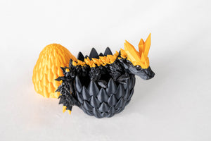 Luxury / Small baby in a dragon egg
