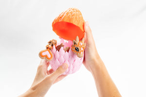 Orange Cookie / Small in a dragon egg