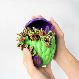 Witch Pumpkin / Regular in a dragon egg